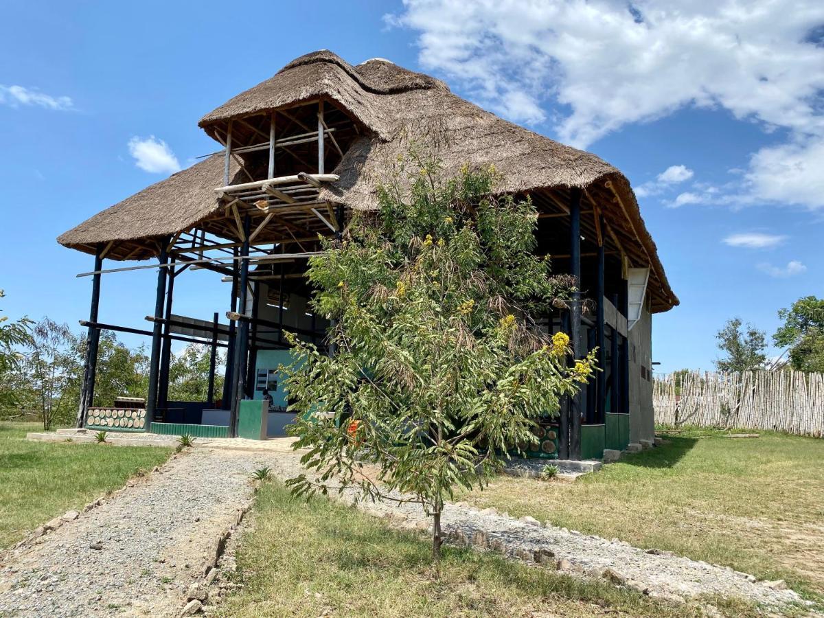 Enshama Game Lodge And Campsite Katunguru Buitenkant foto